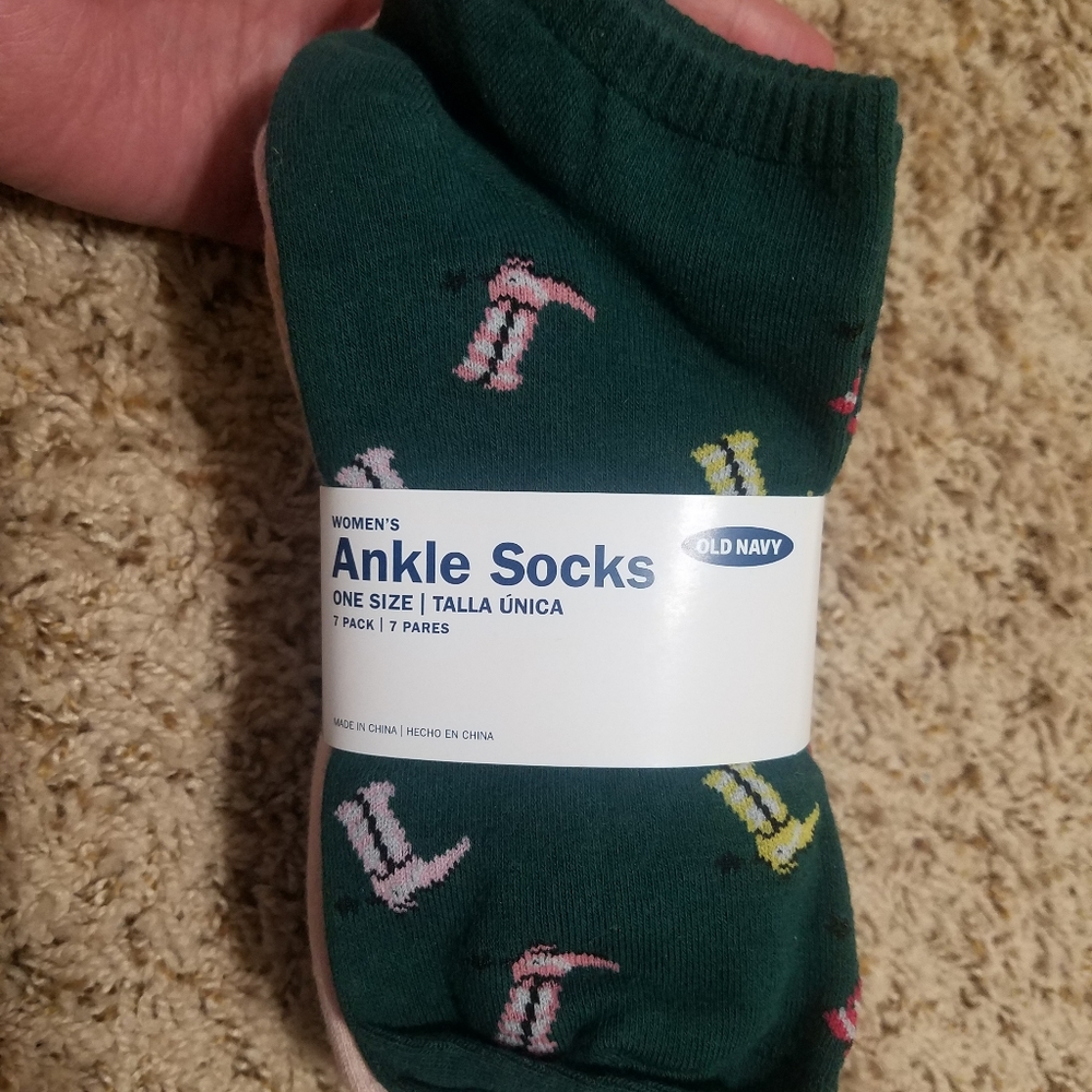 NEW 7 Pairs Old Navy Ankle Socks O/S Western Theme
